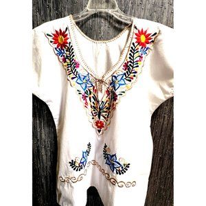 Mexican White Cotton Blouse Top Shirt Size M / L Floral Embroideries Short Slvs.